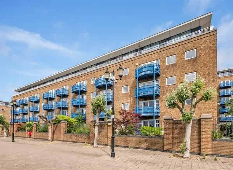 One Bedroom Apartment Atlantic Wharf River Views