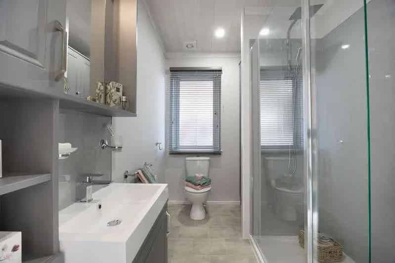 2 Bed Luxury Lodge for Sale Stunning Lake Views