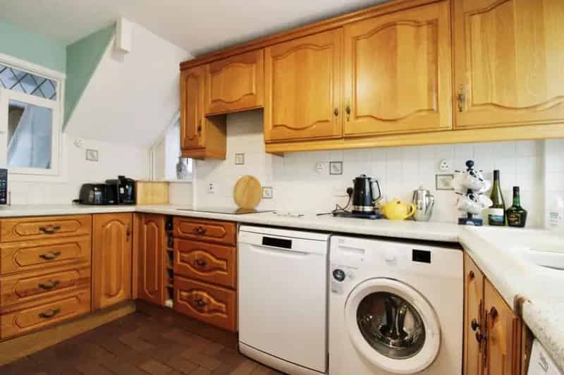 4 Bedroom Semi-Detached House Near Roath Park