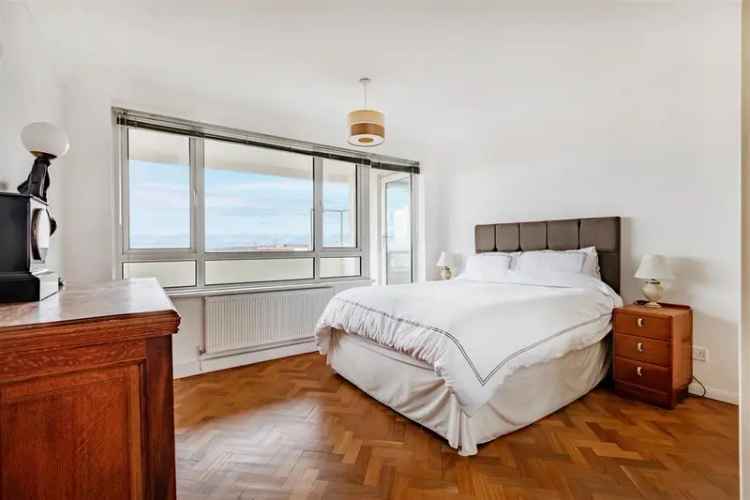 3 Bedroom Apartment for Sale in Brighton Hove