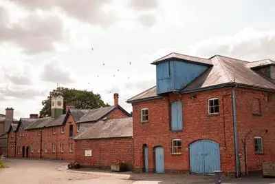  For Rent in 3, Granary Square, London, England