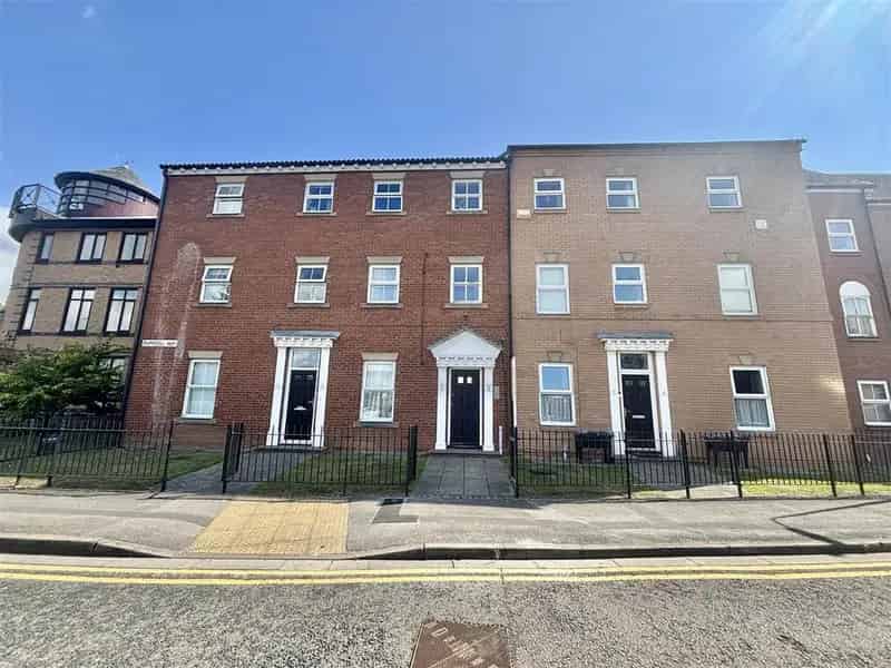 2 Bedroom Flat to Rent Hull Victoria Dock