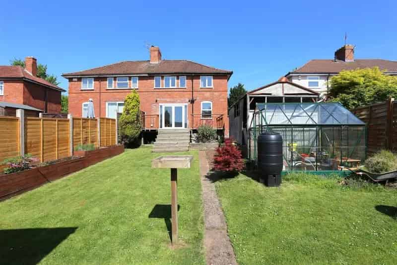 3 Bedroom Semi Detached House for Sale in Sea Mills