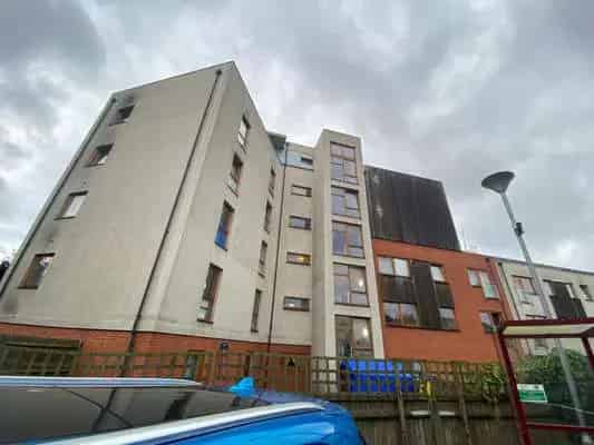 Office Building For Sale Wembley London 342 sq m 19 Parking Spaces