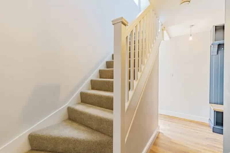 Refurbished 4-Bed House with Garage and Landscaped Garden