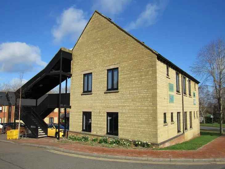 High Standard Suites Near Wolverton Train Station Available May 2025