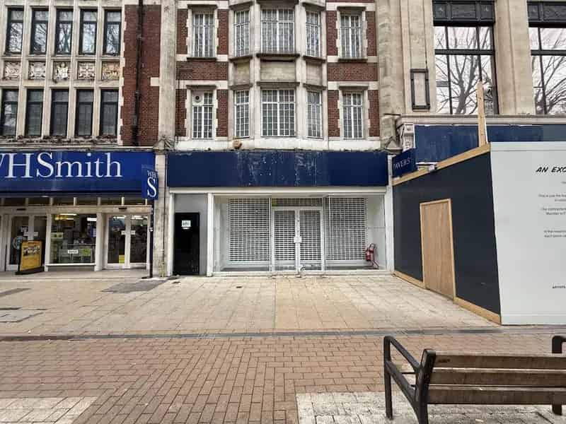Croydon Retail Space: Air-conditioned Ground Floor Unit