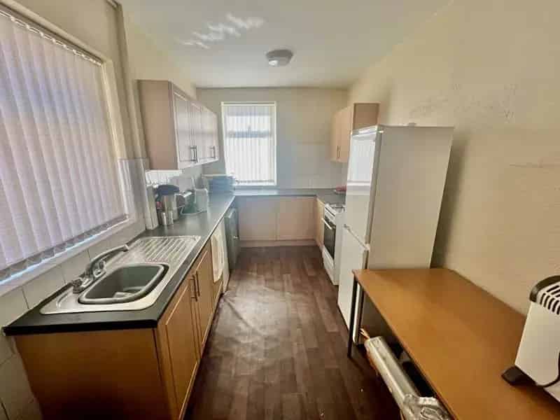 3 Bedroom Terraced House to Rent No Chain