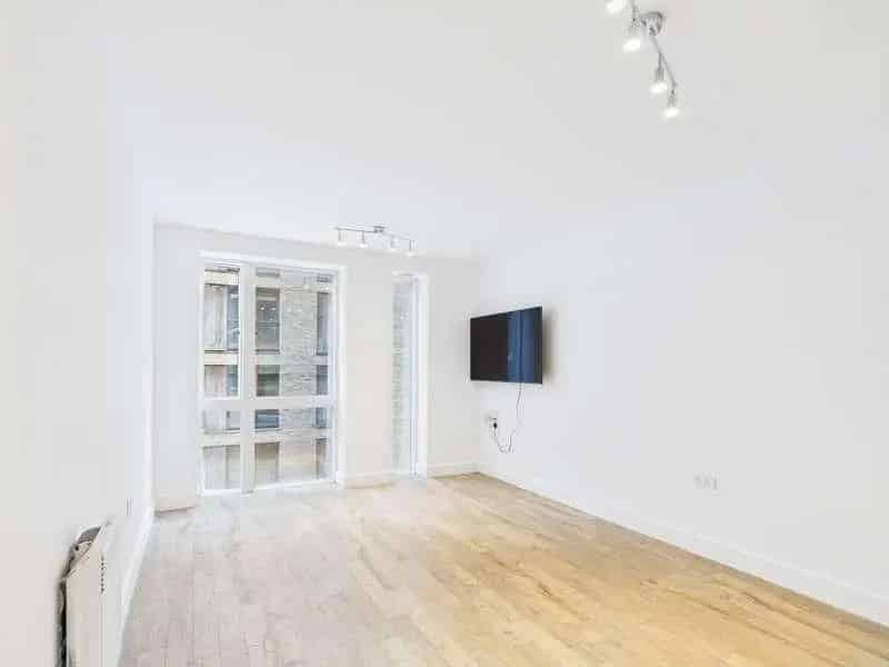 1 Bed Flat for Sale near Arcadian Centre Birmingham