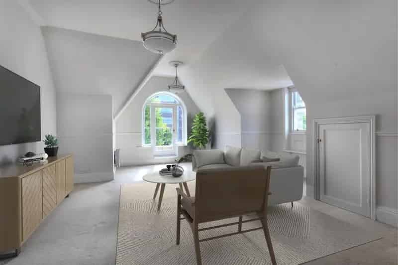 Two Double Bedroom Apartment Eaton Gardens Hove Lift Access Parking Balconies