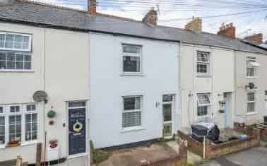 Two Bed Victorian Terrace House Near Taunton Railway Station