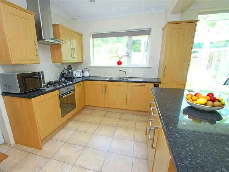 Detached house For Sale in Talbot Village, England