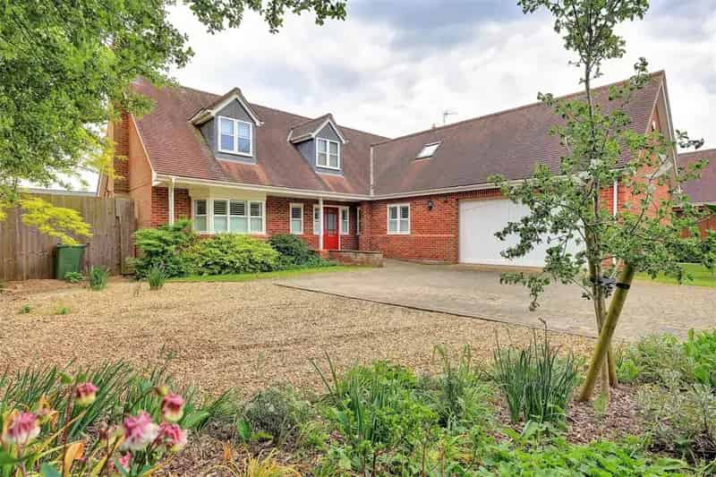 4 Bedroom House for Sale