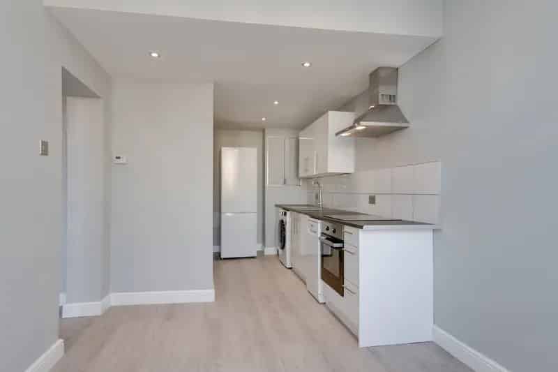 2 Bedroom Flat Abbey Road St Johns Wood London