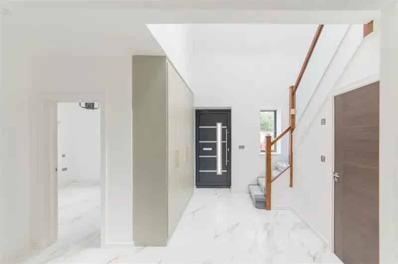 4 Bedroom Detached House for Rent Chain Free