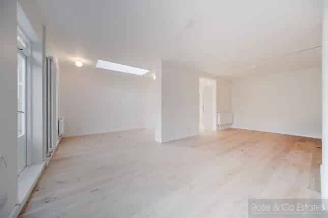 5 Bedroom Duplex Maisonette for Sale in Greencroft Gardens NW6