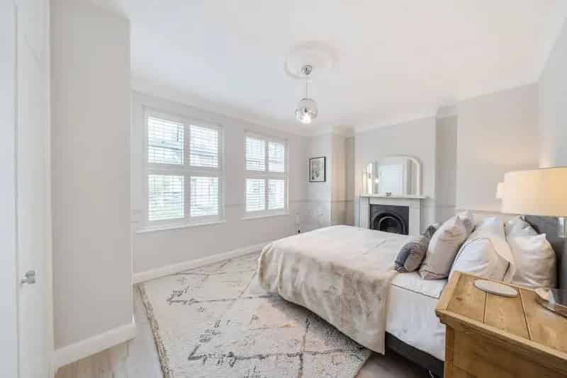 Flat For Sale , London, England