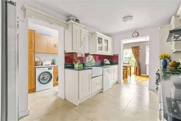 3 Bed Semi-Detached House For Sale