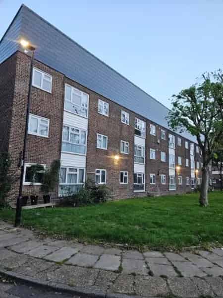 Flat For Rent , London, England