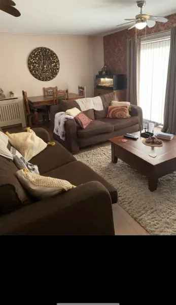 Flat For Rent in Shaftesbury, England