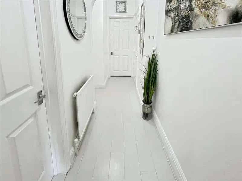 1 Bed Flat for Sale Emsworth Deceptively Spacious Modern Apartment