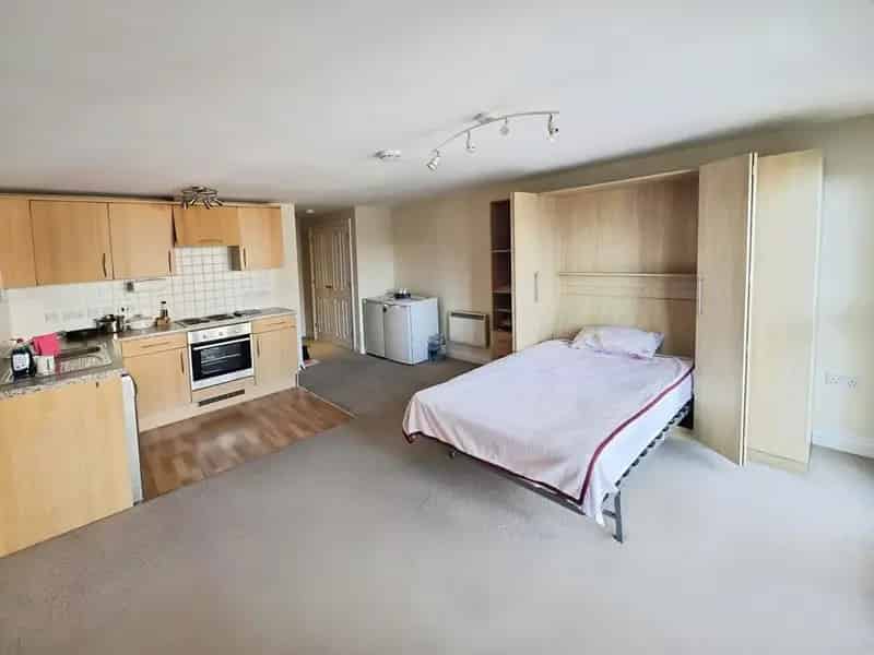 Studio for Sale