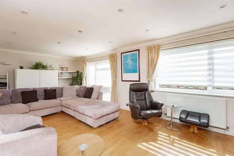3 Bed Semi-Detached House for Sale Canterbury