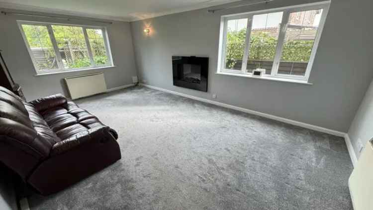 4 Bedroom Detached House For Sale in Hawkeridge