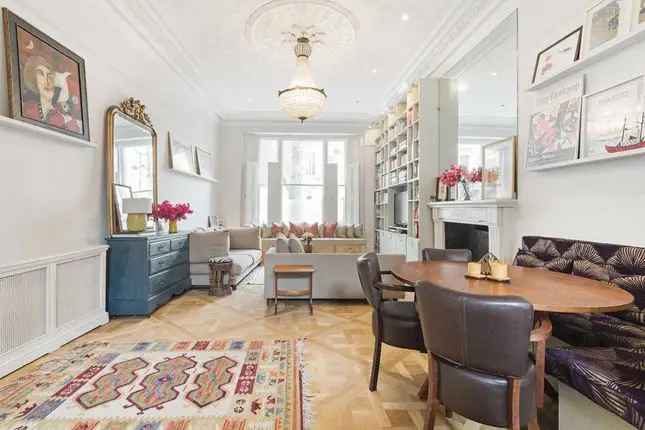 Flat for sale in Linden Gardens, London W2