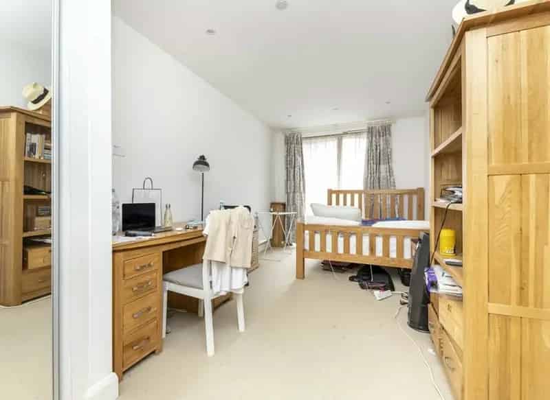 3 Bedroom Apartment near Devons Road DLR