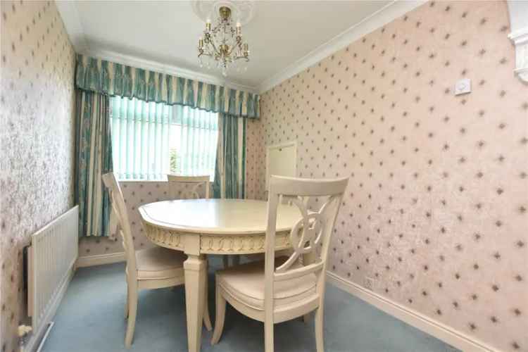 Bungalow For Sale in Leeds, England