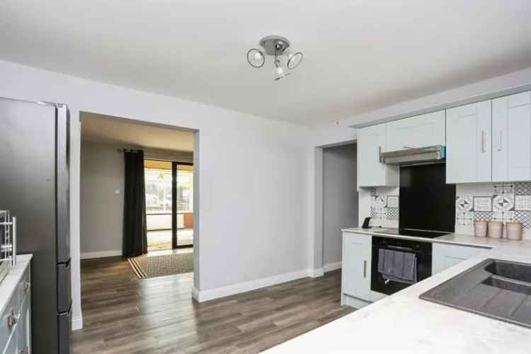 Renovated 2 Bed Detached Bungalow Chapel St Leonards
