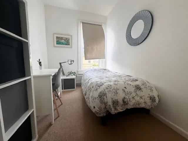 5 Bedroom Family Home Victoria Road Zero Deposit Available