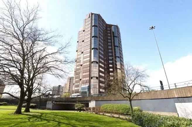 2 Bedroom Flat for Sale