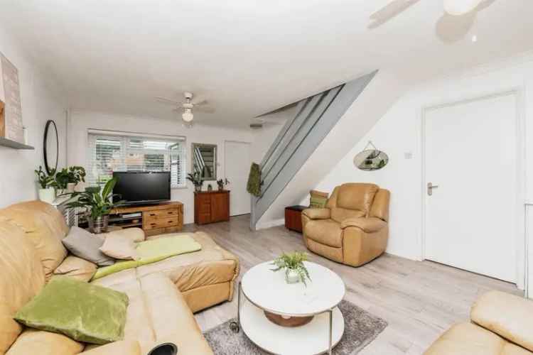 Four Bedroom Detached House in Panshanger