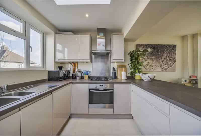 2 Bedroom House for Sale - Family Home with Extension Potential