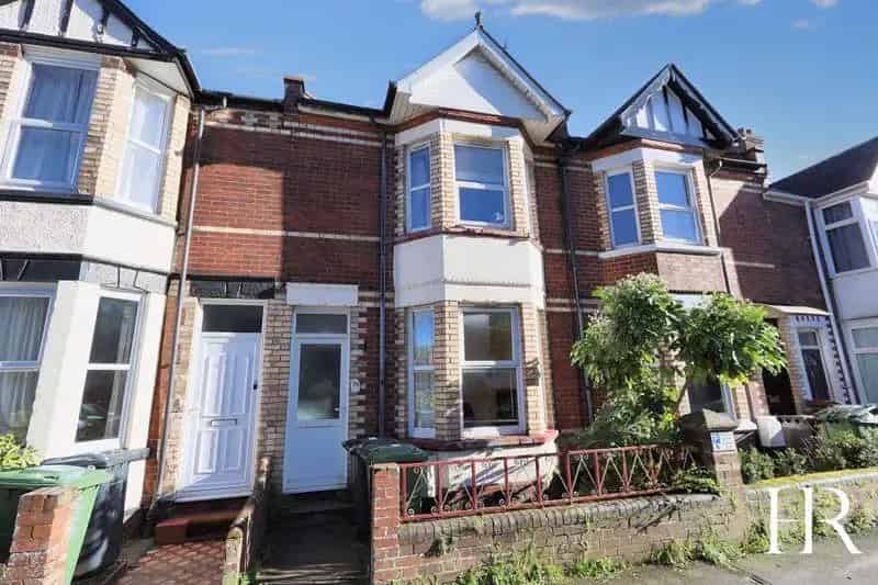 5 Bedroom Terraced House for Sale
