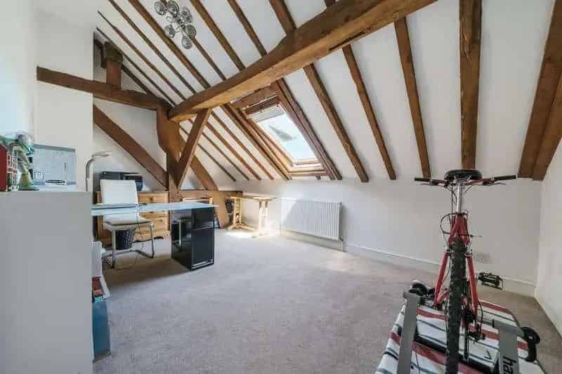 3 Bed Grade II Listed Barn Conversion Near Canterbury
