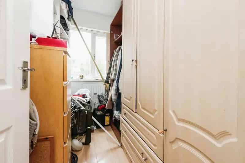5 bedroom semi-detached house for sale