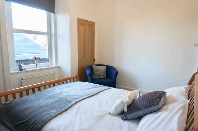 1 Bedroom Flat House to Rent in Haymarket Edinburgh