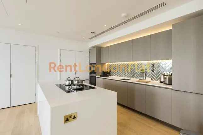 Flat to rent in City Road, London EC1V