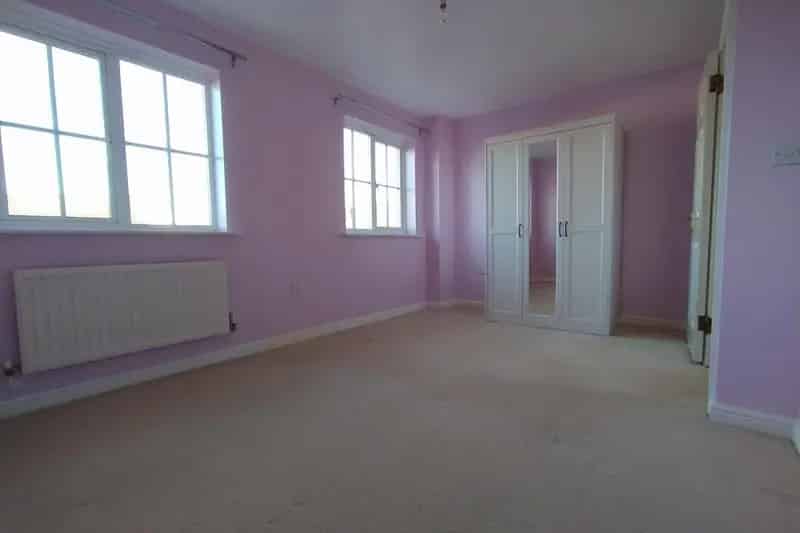 3 Bedroom Semi-Detached House in Gillingham - Zero Deposit Available
