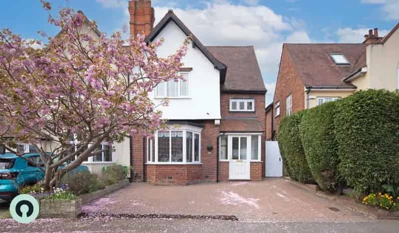 4 Bedroom Semi-Detached House for Sale