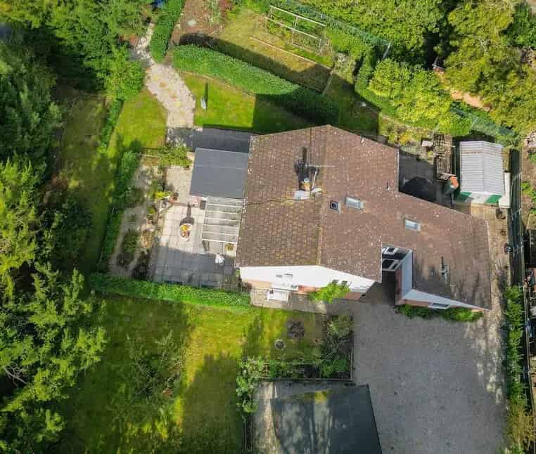 5 bedroom Detached House for sale, Sandling, Kent, CT21