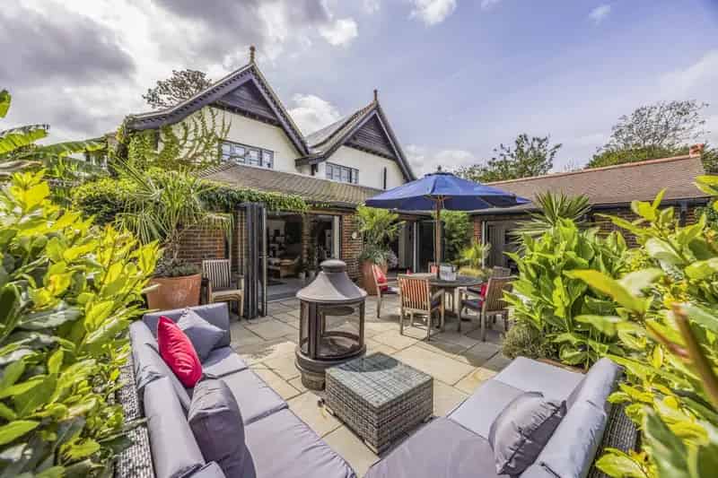 5 Bedroom Detached House for Sale West Wittering