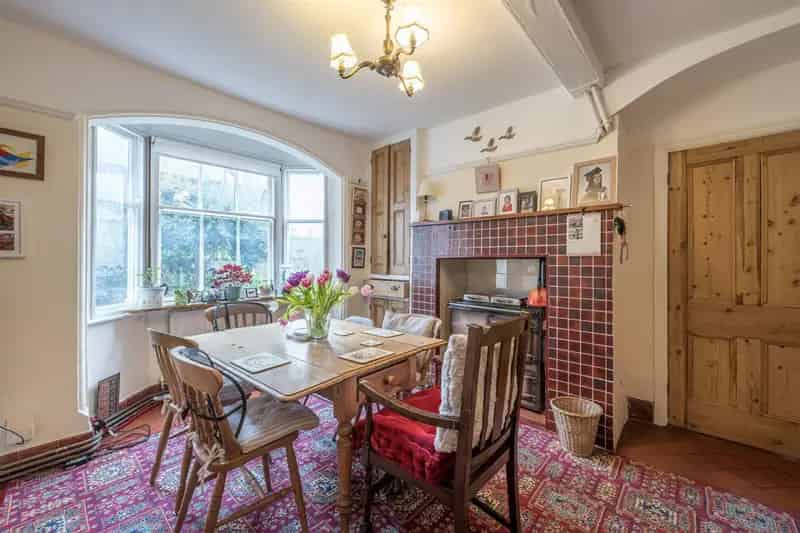 4 Bedroom House For Sale Stourbridge