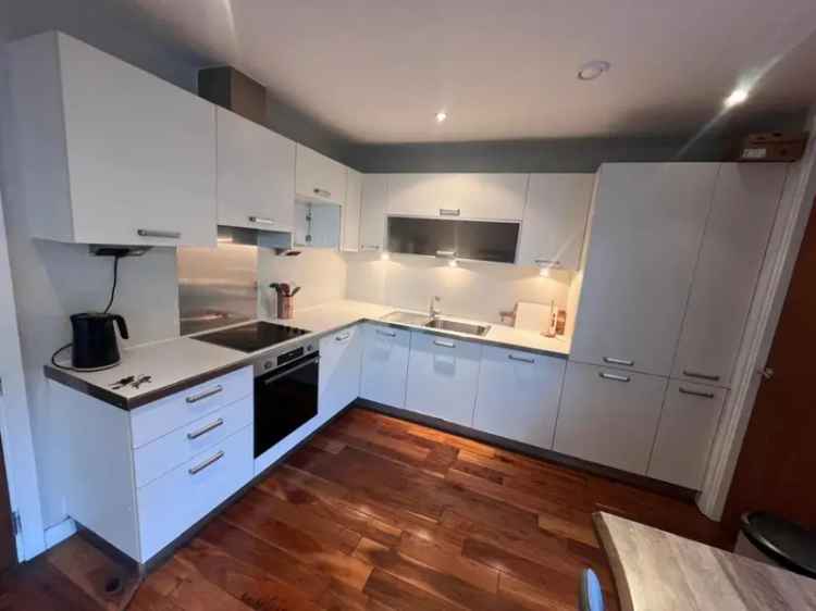 2 Bedroom City Centre Apartment To Let