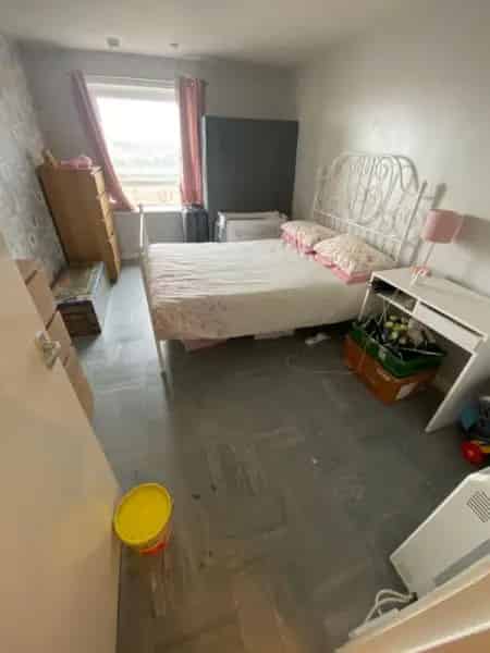 2 Bed Flat Ramsgate CT11 10th Floor South Facing Balcony Off Street Parking