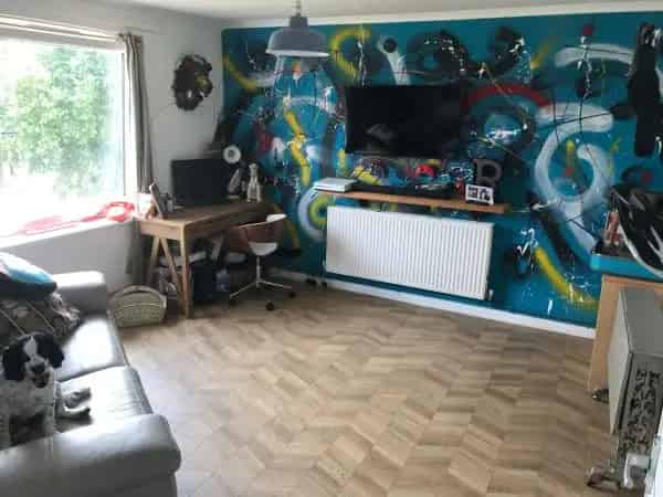 Large Flat with New Kitchen and Bathroom Near Schools