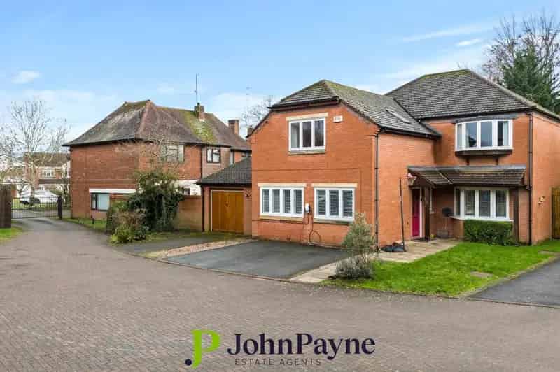 5 Bedroom Detached House for Sale Coventry